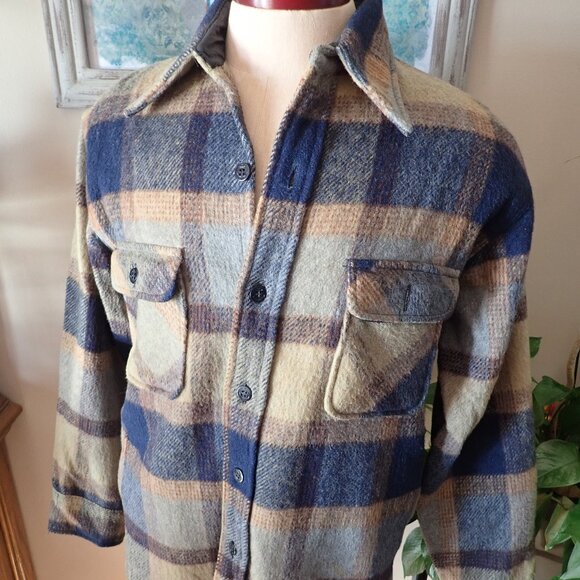 JC Pennys Vintage 60s/70s Wool Tartan Plaid Shirt, Buttoned Pocket Board Shirt L main image 0